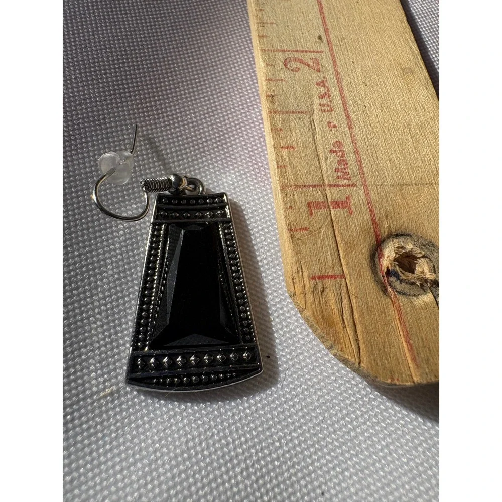N/A elegant vintage